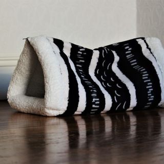 Tunnel Bed