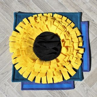 Snuffle Square - Flower